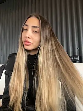 Snapshot of BonyBon29 chatting on November 23, 9:53 am BonyBon29 online show from November 23, 9:53 am