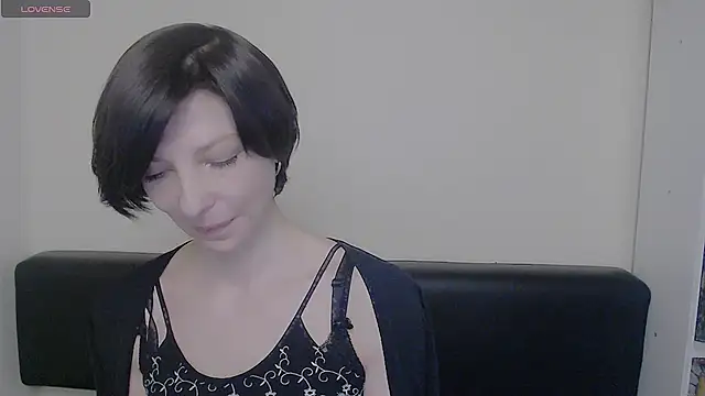  AngeliaFlow  online show from February 19, 10:45 am