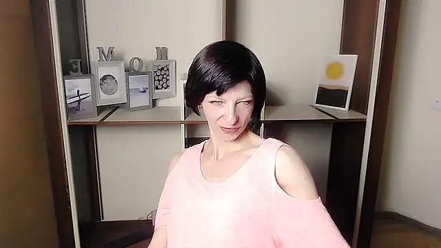  AngeliaFlow  online show from September 11, 6:46 am