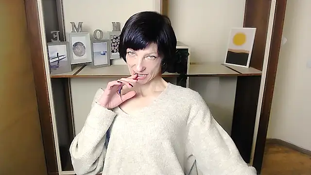  AngeliaFlow  online show from September 15, 6:57 am