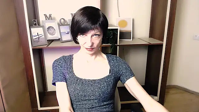  AngeliaFlow  online show from November 20, 9:20 am