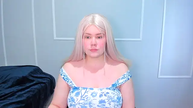 Snapshot of _leana_ chatting on December 4, 7:55 pm leana online show from December 4, 7:55 pm