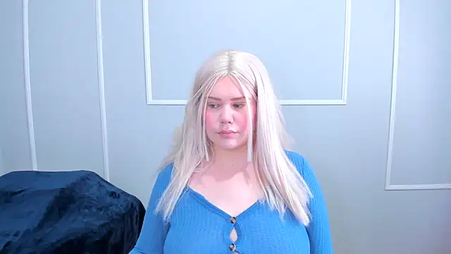 Snapshot of _leana_ chatting on December 21, 6:37 pm leana online show from December 21, 6:37 pm