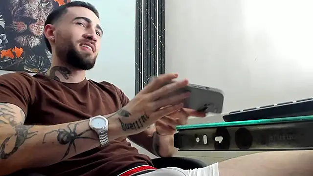 Luke davis01 online show from March 14, 5:02 pm