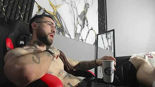 Luke davis01 online show from September 12, 1:22 pm