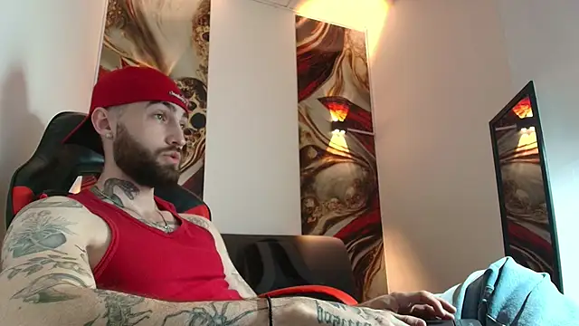 Luke davis01 online show from September 26, 1:15 pm