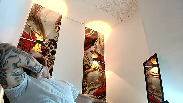 Luke davis01 online show from April 9, 1:05 pm