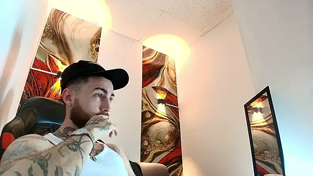 Luke davis01 online show from April 24, 1:02 pm