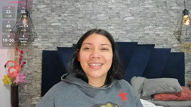 Sophia Brunett online show from September 12, 10:48 am