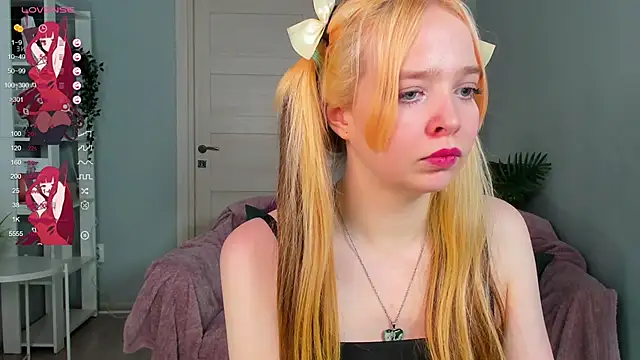 Snapshot of Bellla_Murrr chatting on February 8, 7:05 pm Bellla Murrr online show from February 8, 7:05 pm