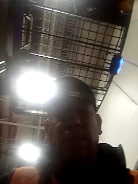 Snapshot of 26menny74 chatting on November 1, 9:33 am 26menny74 online show from November 1, 9:33 am