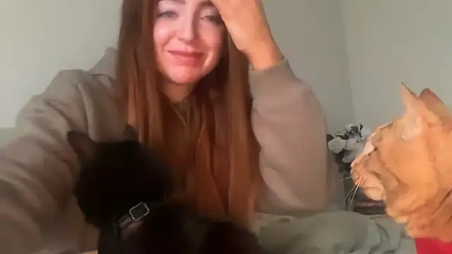 skyejde online show from November 22, 9:19 am