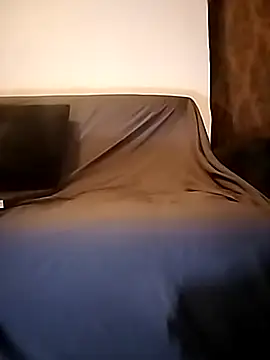 Snapshot of ChrisBWDbek chatting on October 5, 11:02 pm ChrisBWDbek online show from October 5, 11:02 pm