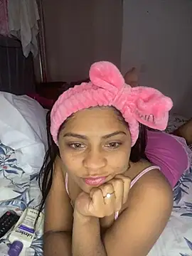 Snapshot of Tana_latin chatting on February 23, 10:53 pm Tana latin online show from February 23, 10:53 pm