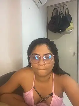 Snapshot of Tana_latin chatting on February 27, 1:16 am Tana latin online show from February 27, 1:16 am