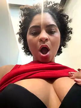 Snapshot of Tana_latin chatting on October 24, 9:44 pm Tana latin online show from October 24, 9:44 pm