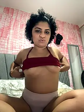 Snapshot of Tana_latin chatting on November 13, 12:09 am Tana latin online show from November 13, 12:09 am