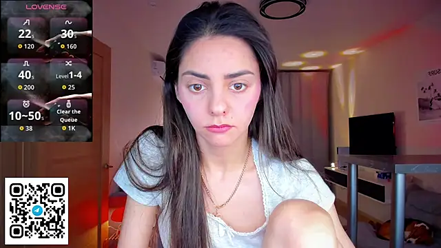 EmiliaZen online show from March 30, 5:47 pm