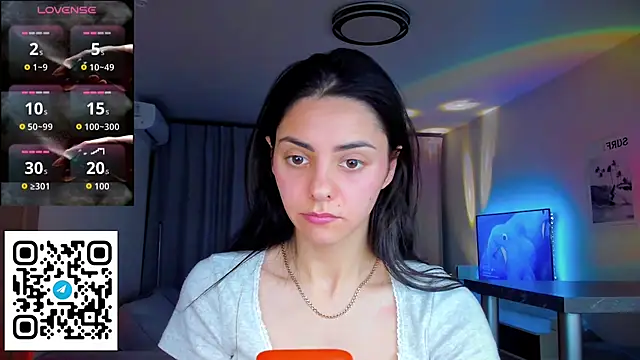 EmiliaZen online show from April 19, 6:10 pm