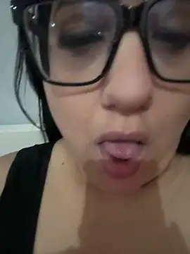 daianaspencer online show from January 16, 9:24 am