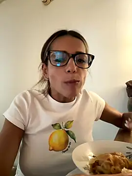 PlayfulShow online show from September 23, 8:06 am