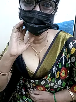 Snapshot of niiveditha chatting on February 15, 8:54 pm niiveditha online show from February 15, 8:54 pm