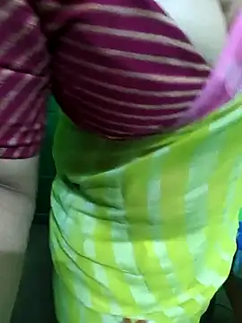 Snapshot of niiveditha chatting on March 16, 5:39 pm niiveditha online show from March 16, 5:39 pm