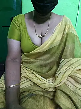 Snapshot of niiveditha chatting on March 18, 5:10 pm niiveditha online show from March 18, 5:10 pm