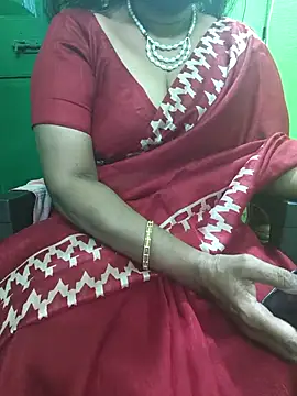 Snapshot of niiveditha chatting on December 15, 3:27 pm niiveditha online show from December 15, 3:27 pm