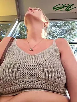 Sexybiene969 online show from September 8, 2:38 pm