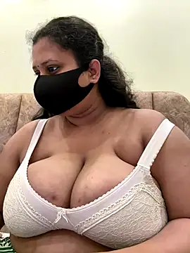 Snapshot of Yoursexy_cherry chatting on September 9, 2:27 pm Yoursexy cherry online show from September 9, 2:27 pm