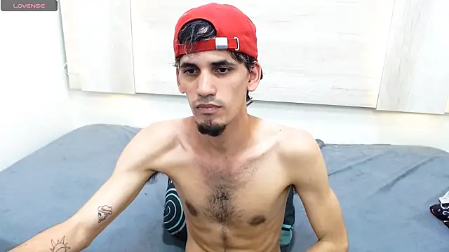 Dirty Kingg online show from February 7, 11:45 pm