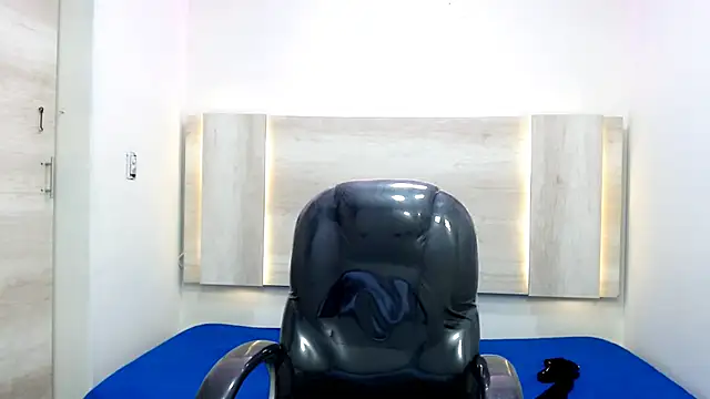 Dirty Kingg online show from February 24, 2:40 am