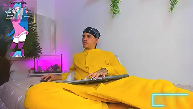 Dirty Kingg online show from October 13, 8:09 pm