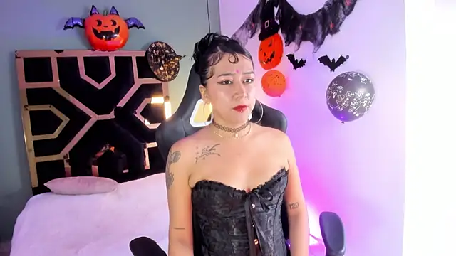Snapshot of Samantha_spencer chatting on October 15, 3:39 am Samantha spencer online show from October 15, 3:39 am