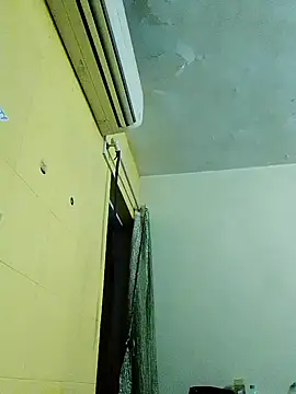 Snapshot of crazyfreaking chatting on February 25, 7:03 pm crazyfreaking online show from February 25, 7:03 pm