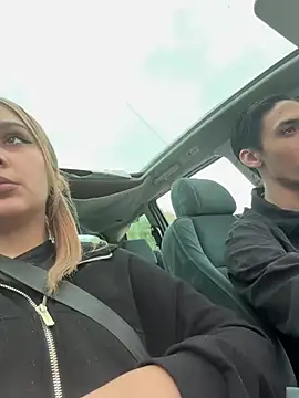 hotamanda01 online show from April 16, 9:10 am