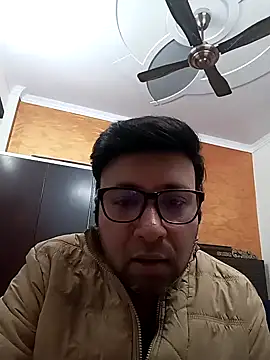 Snapshot of innocentboy1987 chatting on February 13, 7:56 am innocentboy1987 online show from February 13, 7:56 am