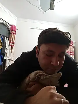 innocentboy1987 online show from November 19, 6:24 am