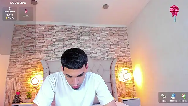 Snapshot of Miagael_Pervert chatting on February 7, 4:06 am Miagael Pervert online show from February 7, 4:06 am