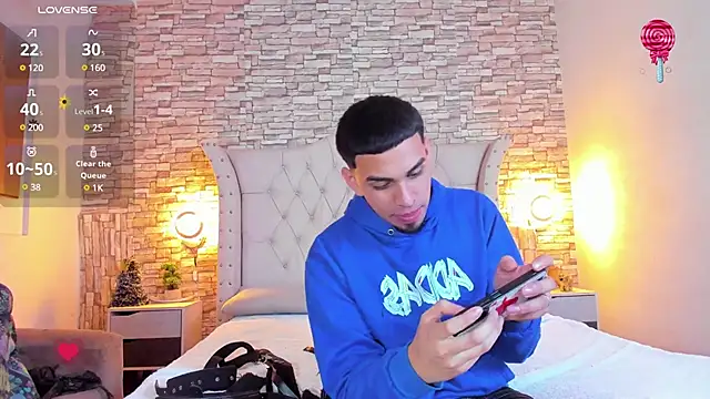 Snapshot of Miagael_Pervert chatting on February 8, 4:36 am Miagael Pervert online show from February 8, 4:36 am