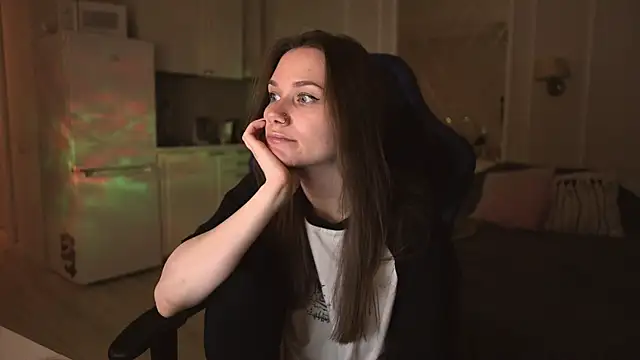 alexa feels  online show from March 14, 1:05 am