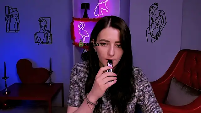 catherine kitty online show from March 11, 2:21 am