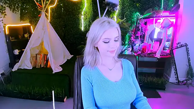 LeonaStane online show from February 13, 8:13 pm