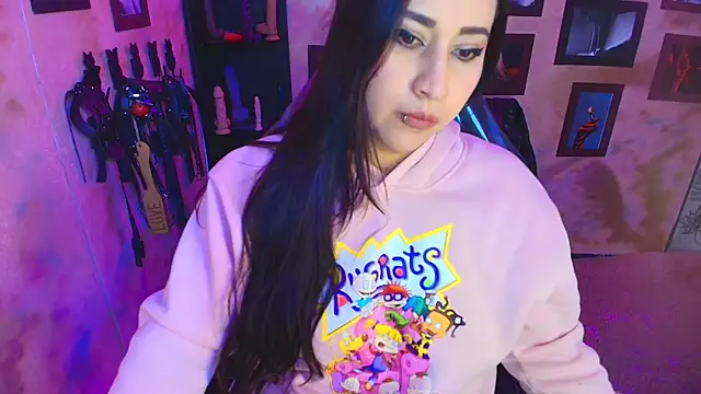 cherryy bombshelll online show from February 14, 4:15 pm