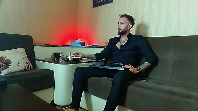 JamieNoxus online show from March 14, 11:32 pm