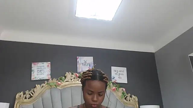 LindaBird online show from March 15, 11:08 am