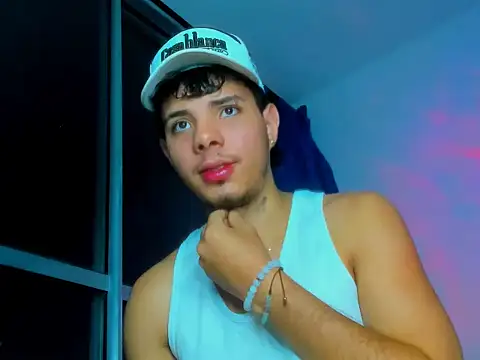 Alessandro 1610 online show from September 28, 6:19 am