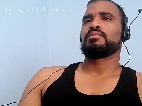 Snapshot of YOX22 chatting on February 28, 10:06 pm YOX22 online show from February 28, 10:06 pm