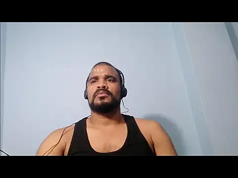 Snapshot of YOX22 chatting on March 20, 5:35 am YOX22 online show from March 20, 5:35 am